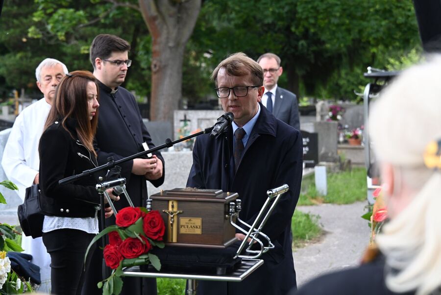 W Krakowie pochowano prof. Michała Pułaskiego. Fot. Janusz Ślęzak (IPN)