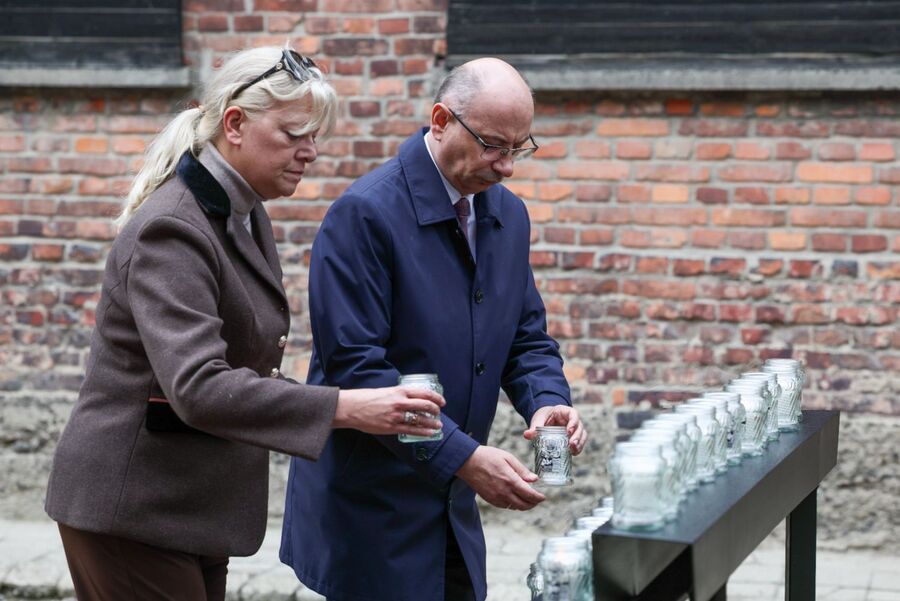 Uroczystości w Oświęcimiu. Fot. Sławek Kasper (IPN)