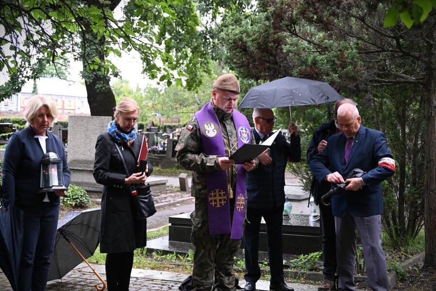Uroczystość na Cm. Rakowickim. Fot. Żaneta Wierzgacz (IPN)