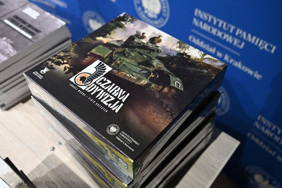 Pancerni kawalerzyści z Żagania z wizytą w krakowskim oddziale IPN. Fot. Janusz Ślęzak (IPN)