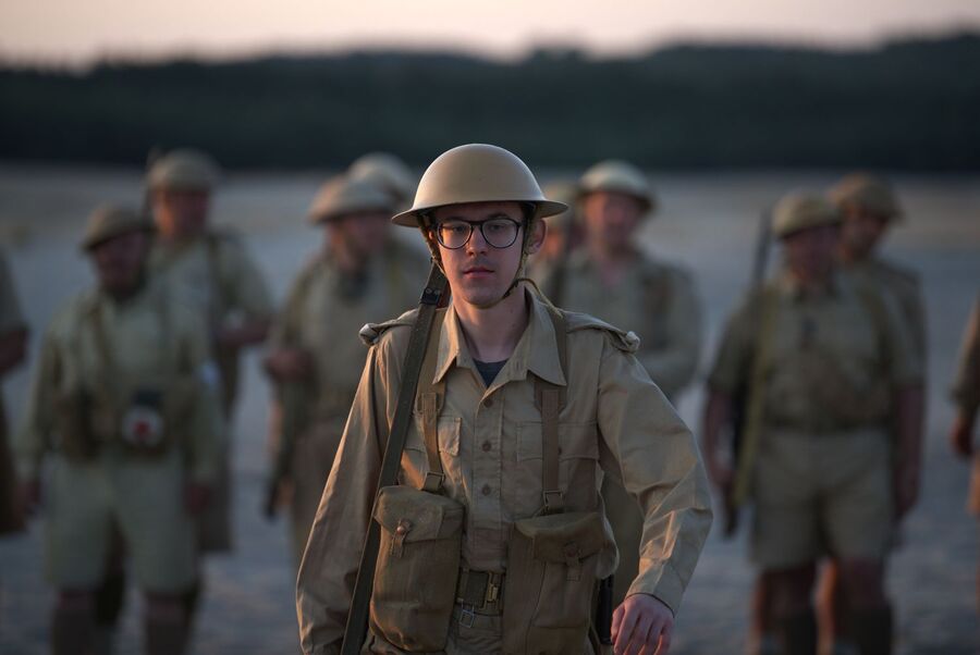 Tobruk 1941. Plenerowe wydarzenie na Pustyni Błędowskiej. Fot. Filip Musiał (IPN)