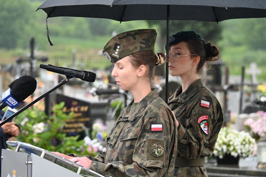 Dzień Walki i Męczeństwa Wsi Polskiej. Uroczystości w Liszkach. Fot. Janusz Ślęzak (IPN)