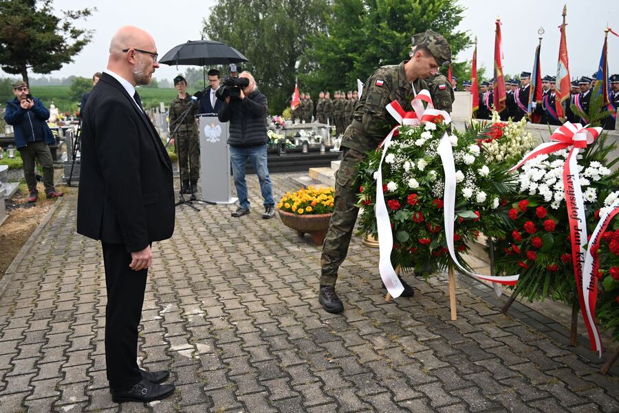 Dzień Walki i Męczeństwa Wsi Polskiej. Uroczystości w Liszkach. Fot. Janusz Ślęzak (IPN)
