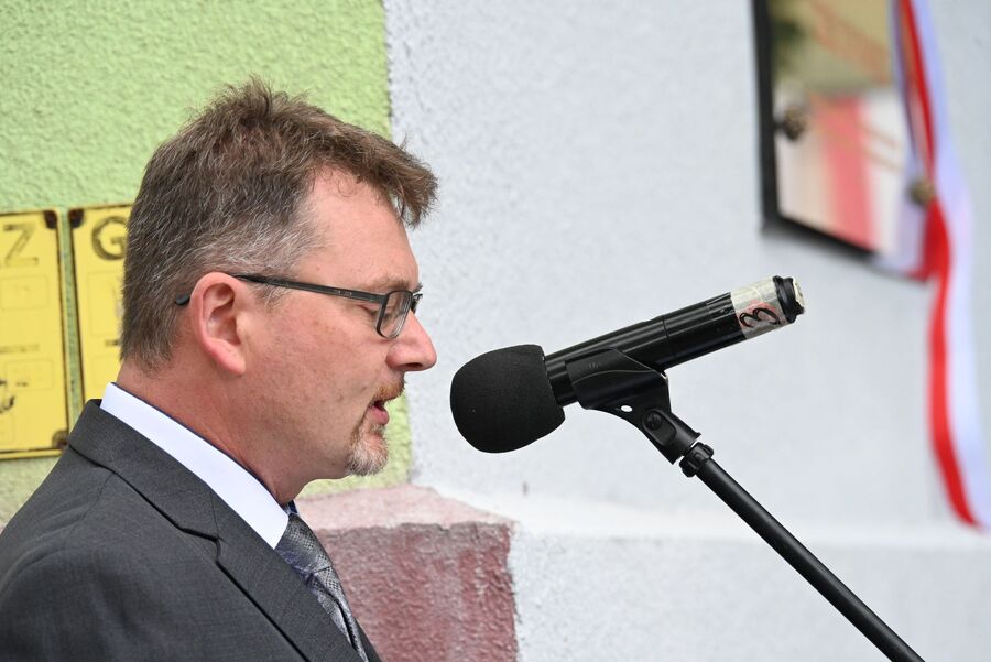 W Miechowie odsłonięto tablicę Apoloniusza Józefowicza i Stefana Miłkowskiego. Fot. Janusz Ślęzak (IPN)