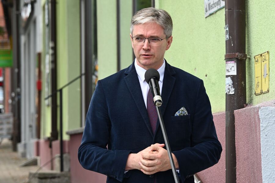 W Miechowie odsłonięto tablicę Apoloniusza Józefowicza i Stefana Miłkowskiego. Fot. Janusz Ślęzak (IPN)
