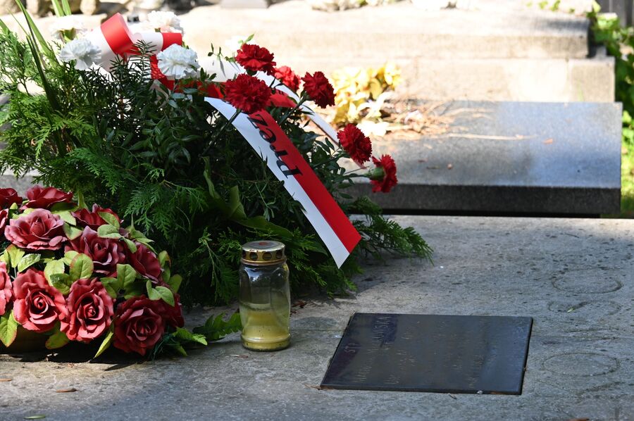 W Miechowie odsłonięto tablicę Apoloniusza Józefowicza i Stefana Miłkowskiego. Fot. Janusz Ślęzak (IPN)