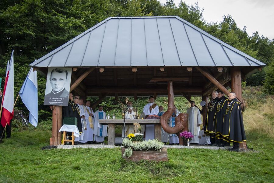 Uroczystość na Hali Łabowskiej. Fot. Agnieszka Masłowska (IPN)
