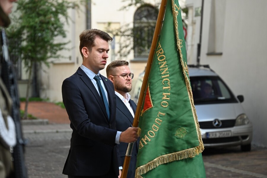 Uroczystość upamiętniająca skazanych przez komunistów działaczy WiN i PSL. Fot. Żaneta Wierzgacz (IPN)