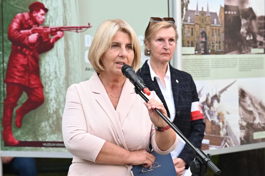 Spotkanie na pl. Inwalidów w Krakowie. Fot. Janusz Ślęzak (IPN)