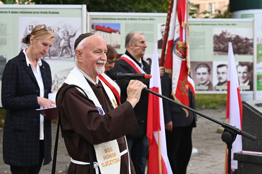 Spotkanie na pl. Inwalidów w Krakowie. Fot. Janusz Ślęzak (IPN)