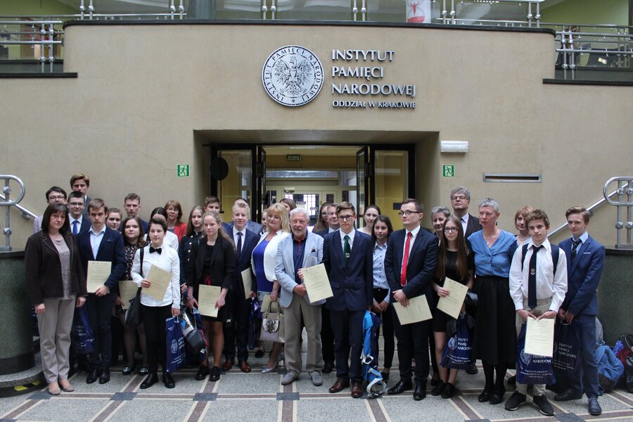 Na Polu Chwały… Damy i Kawalerowie Virtuti Militari i Krzyża Walecznych w walce o niepodległość i granice II Rzeczypospolitej