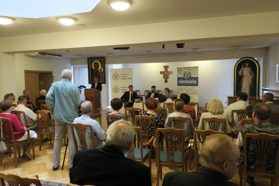 Promocja książki o departamencie antykościelnym MSW