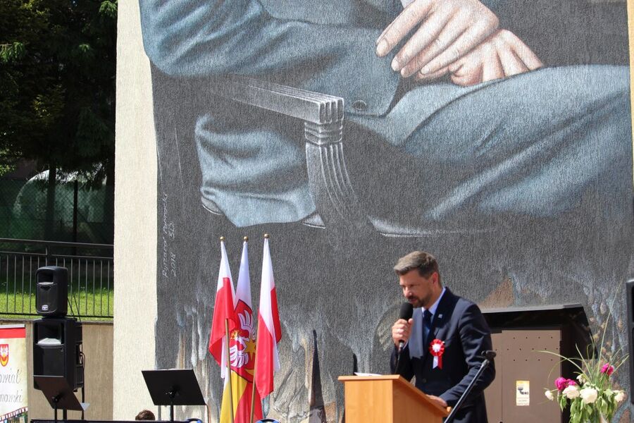 W Ciężkowicach odsłonięto mural przedstawiający Ignacego Jana Paderewskiego