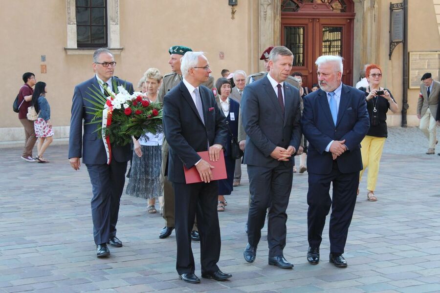 Uroczystości na Wawelu w 75. rocznicę śmierci gen. Władysława Sikorskiego