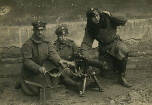 Rok 1919. Józef Herzog (z prawej) podczas obrony Lwowa. Fot. ze zbiorów Alicji Kwapień