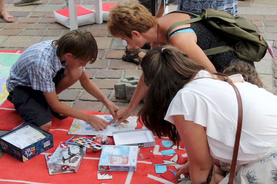 Piknik rodzinny z okazji 100-lecia odzyskania niepodległości. Kraków, pl. Szczepański, 15 sierpnia 2018