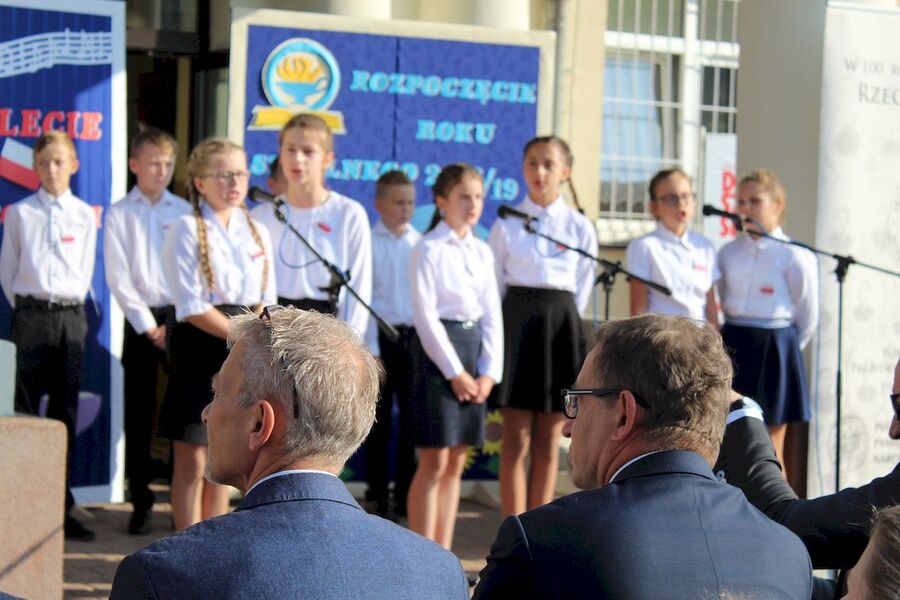 Prezes IPN na inauguracji roku szkolnego w Stróży