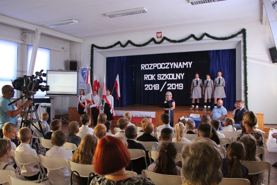 Pakiety edukacyjne IPN dla pierwszoklasistów w Małopolsce i Świętokrzyskiem