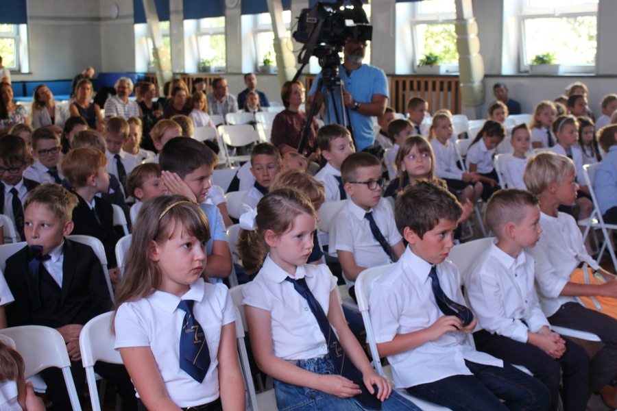 Pakiety edukacyjne IPN dla pierwszoklasistów w Małopolsce i Świętokrzyskiem