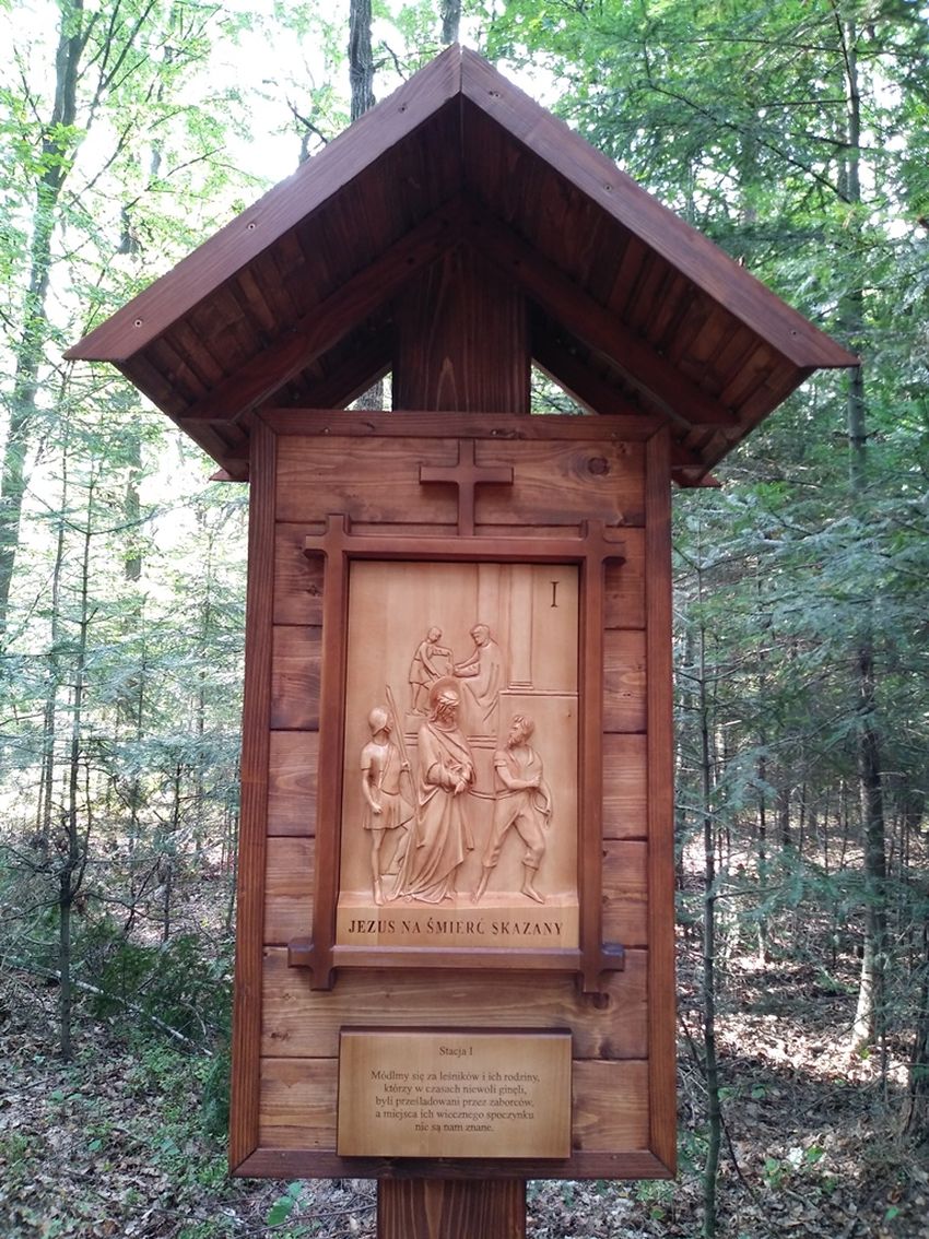 Otwarcie Leśnej Drogi Krzyżowej, Suchedniów (woj. świętokrzyskie)