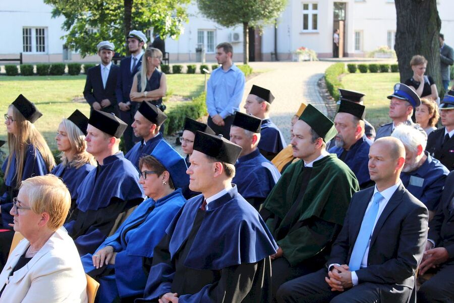 Odsłonięcie pomnika rtm. Witolda Pileckiego w Oświęcimiu