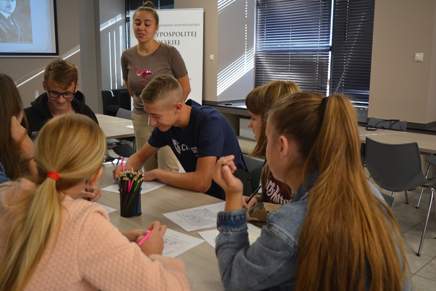 Warsztaty „Moja Niepodległa” na Przystanku Historia IPN w Kielcach