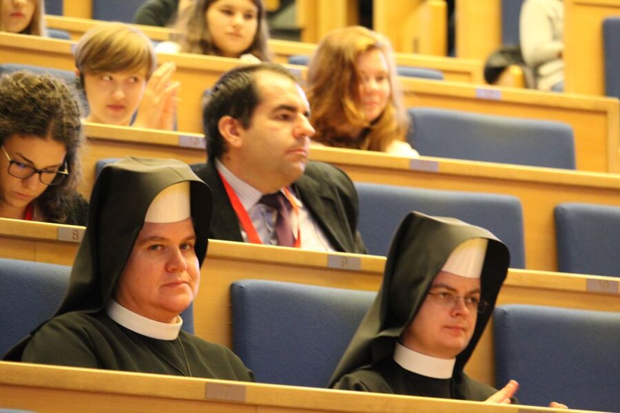 Drugi dzień obrad w Krakowie międzynarodowej konferencji naukowej „Papież zza żelaznej kurtyny”