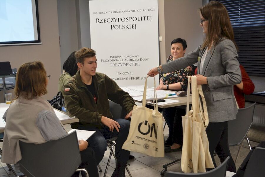 Kieleckie seminarium dla nauczycieli w ramach projektu „BohaterON – włącz historię!”