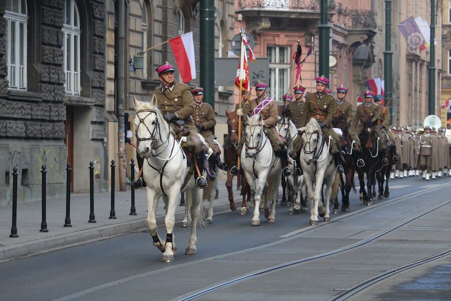 W Krakowie odsłonięto popiersia sześciu Ojców Niepodległości