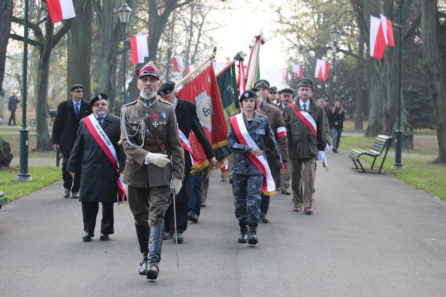 W Krakowie odsłonięto popiersia sześciu Ojców Niepodległości