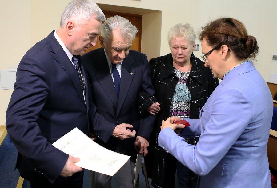 Medal Wojewody Świętokrzyskiego dla Delegatury IPN w Kielcach