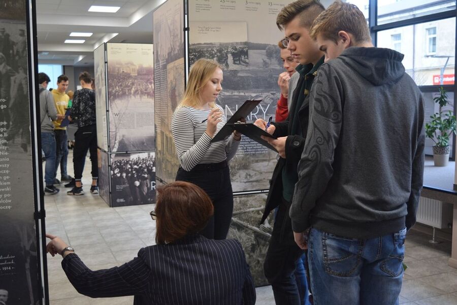 Droga do Niepodległej. Warsztaty dla młodzieży na kieleckim „Przystanku Historia”