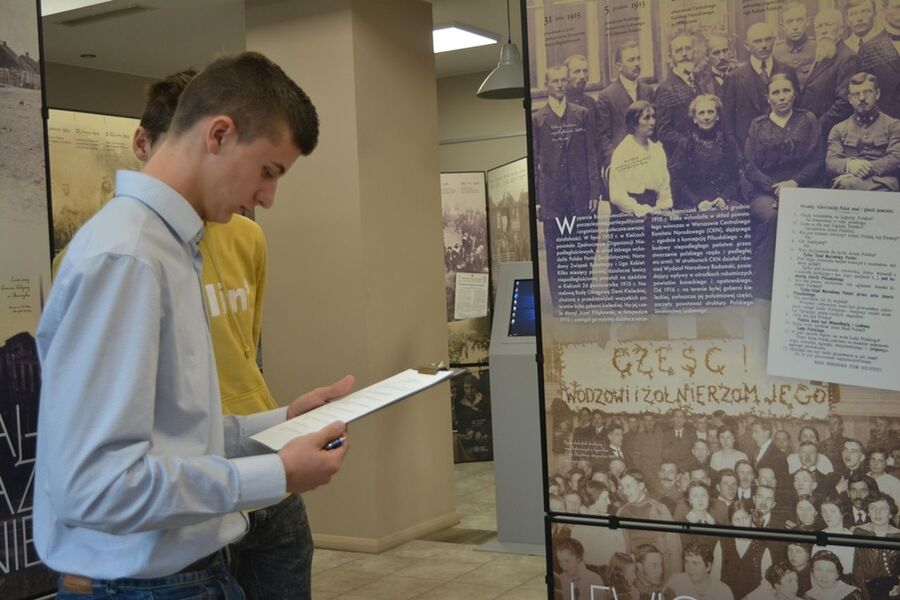 Droga do Niepodległej. Warsztaty dla młodzieży na kieleckim „Przystanku Historia”