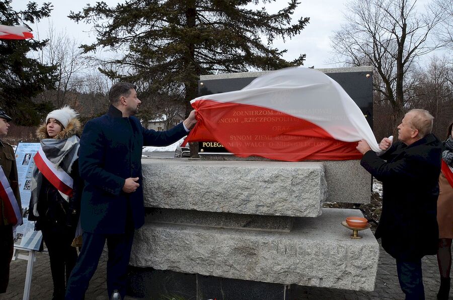 Uroczystość patriotyczna w Raciechowicach