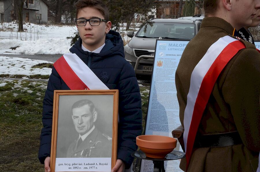 Uroczystość patriotyczna w Raciechowicach