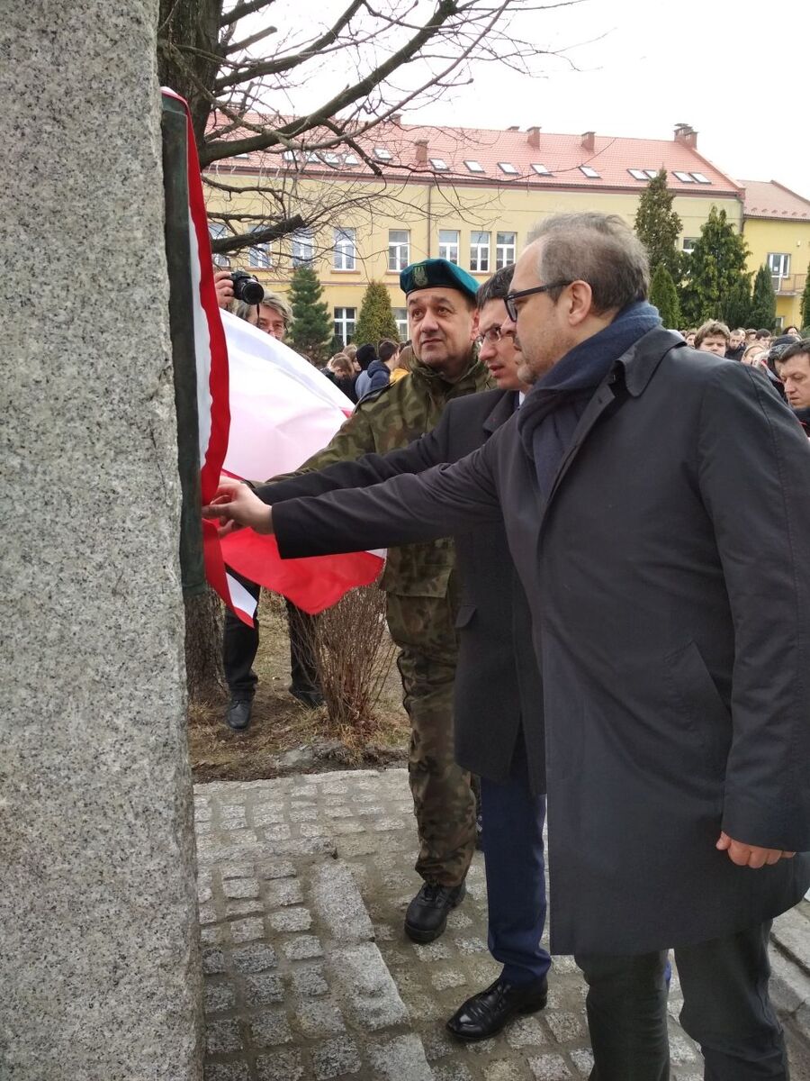 1 marca 2019, Tymbark. Odsłonięcie tablicy pamięci uczestników walk o niepodległości