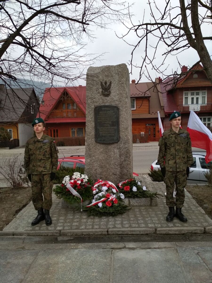 1 marca 2019, Tymbark. Odsłonięcie tablicy pamięci uczestników walk o niepodległości