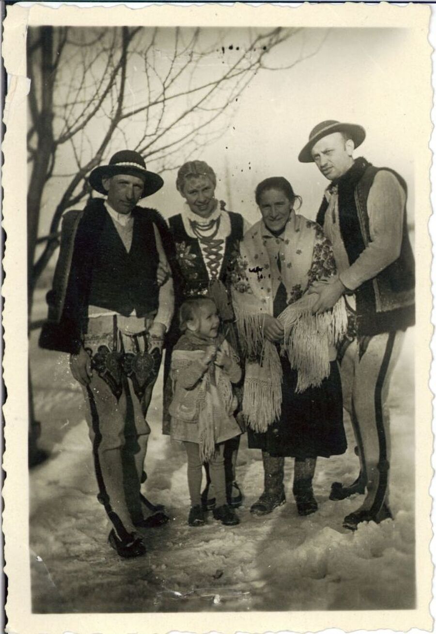 Na kwaterze w domu Bazińskich w Osielcu, zima 1948 r.