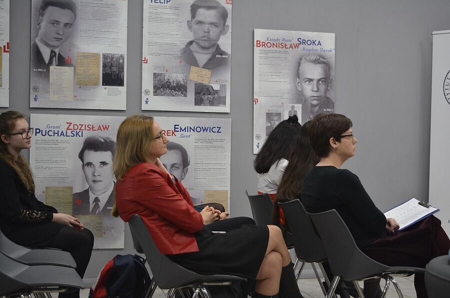 8 marca 2019. Kielecki półfinał konkursu recytatorskiego „W kręgu poezji i prozy lagrowej więźniarek KL Ravensbrück”