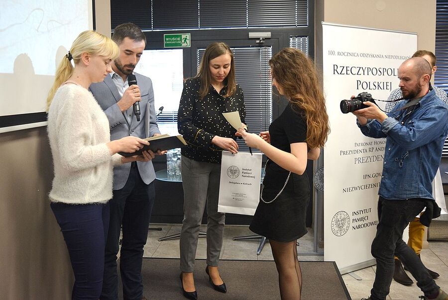 8 marca 2019. Kielecki półfinał konkursu recytatorskiego „W kręgu poezji i prozy lagrowej więźniarek KL Ravensbrück”