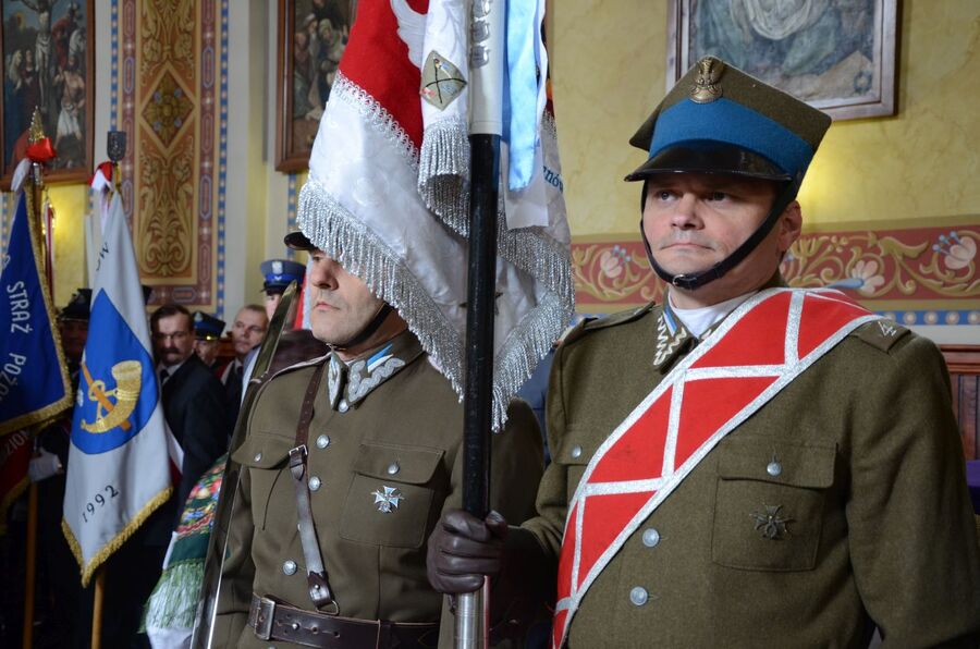 24 marca 2019 r. w Osielcu odsłonięto pomnik mjr. Zygmunta Szendzielarza „Łupaszki”