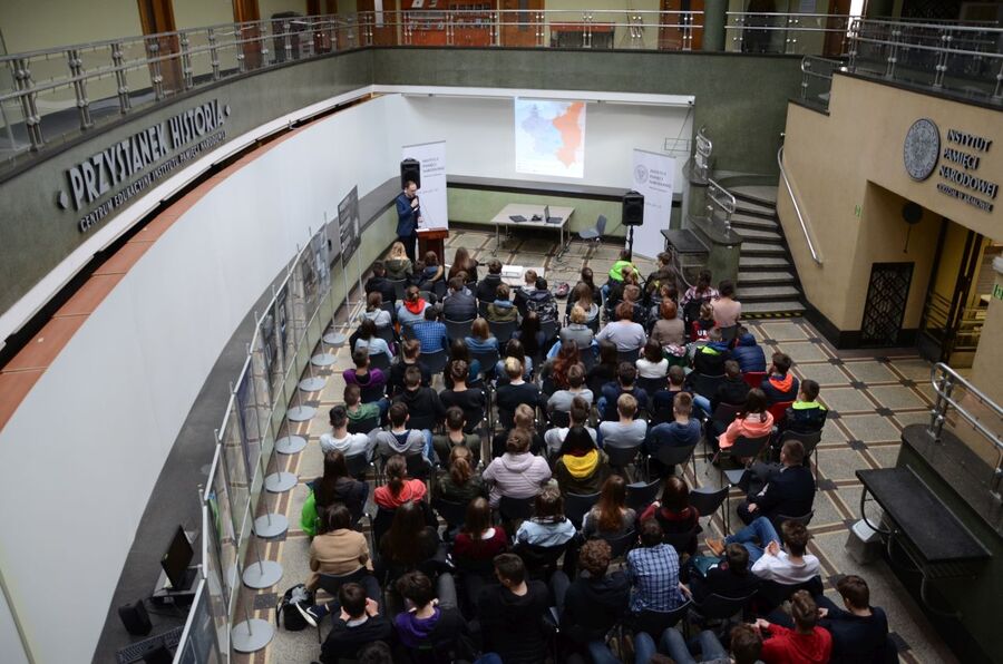 Wykład Romana Gieronia o pomoc ludności żydowskiej w Małopolsce