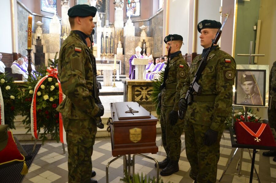 W Krakowie odbyły się uroczystości pogrzebowe Stanisława Ludzi „Harnasia”