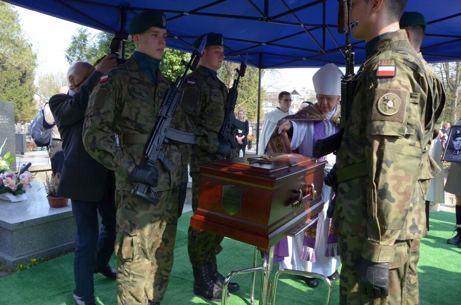 W Krakowie odbyły się uroczystości pogrzebowe Stanisława Ludzi „Harnasia”