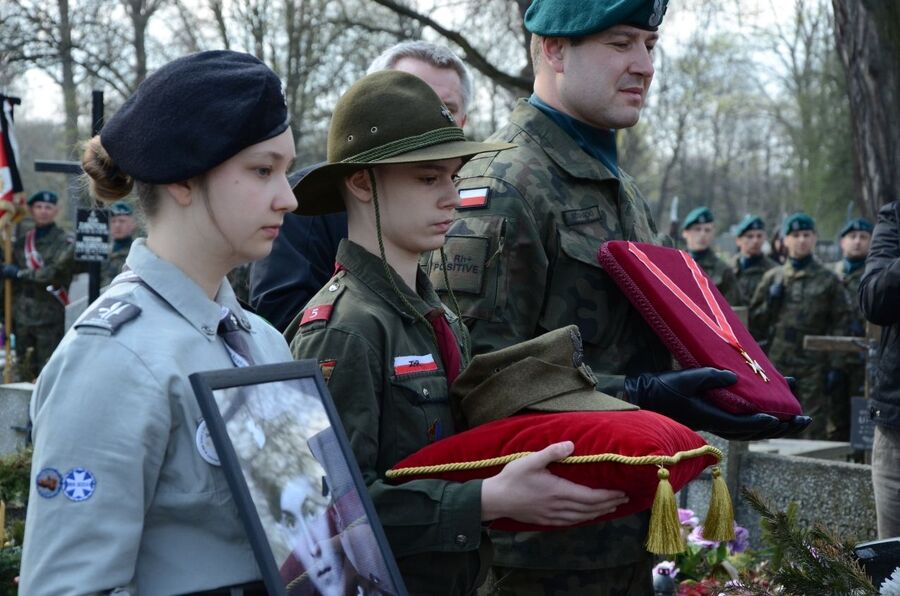 W Krakowie odbyły się uroczystości pogrzebowe Stanisława Ludzi „Harnasia”