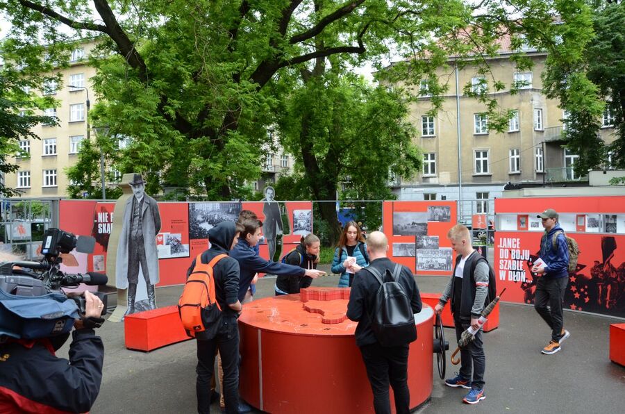 29 maja 2019. Otwarcie wystawy „Powstała, by żyć” w Krakowie