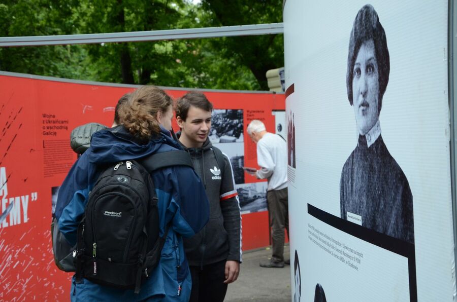 29 maja 2019. Otwarcie wystawy „Powstała, by żyć” w Krakowie