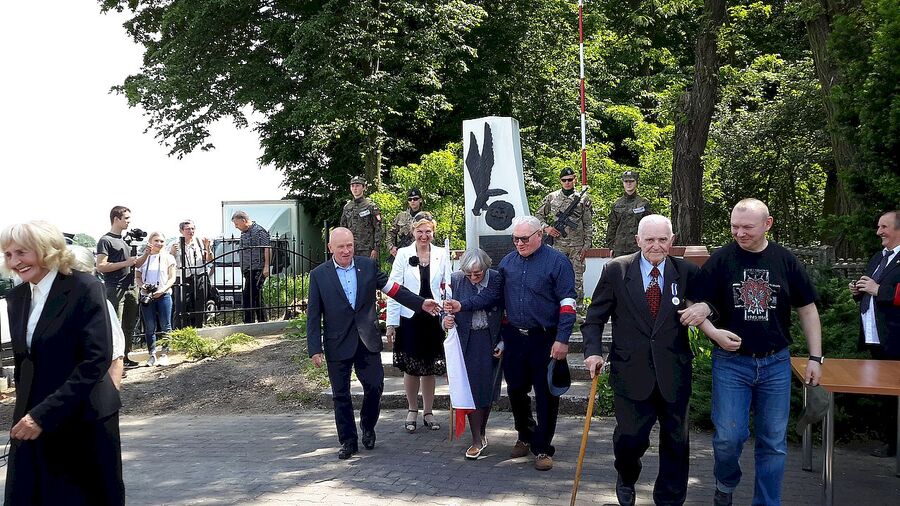 2 czerwca 2019. Uroczystości w Wierzbnie upamiętniające gen. Okulickiego i cichociemnych