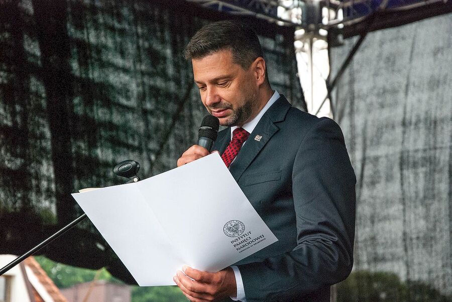 23 lipca 2019. W Nawojowej odsłonięto tablicę pamięci kpt. Stanisława Pióro