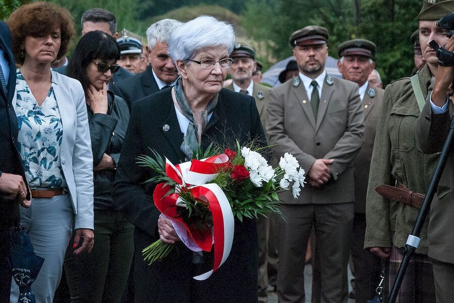 23 lipca 2019. W Nawojowej odsłonięto tablicę pamięci kpt. Stanisława Pióro